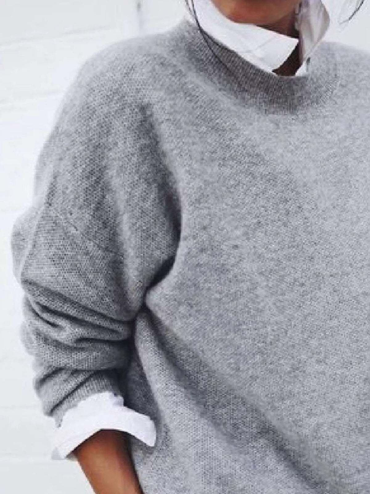 Full Size Round Neck Long Sleeve Sweater Plus Size - Artículos HE