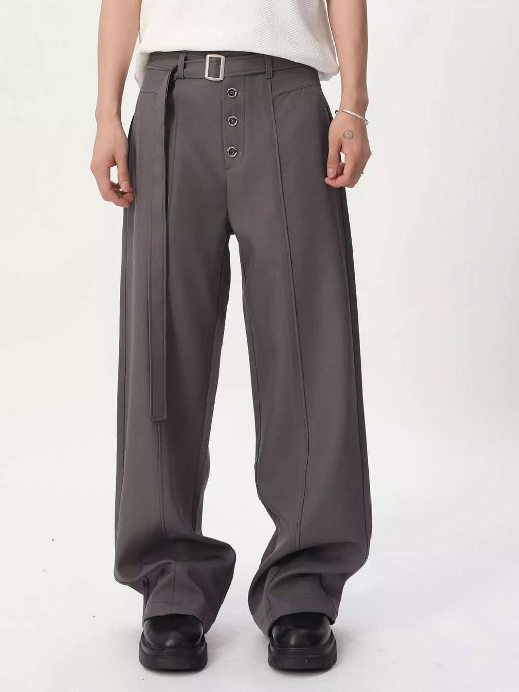 Pantalón de pernera ancha de cintura alta con cinturón para hombre - Artículos HE