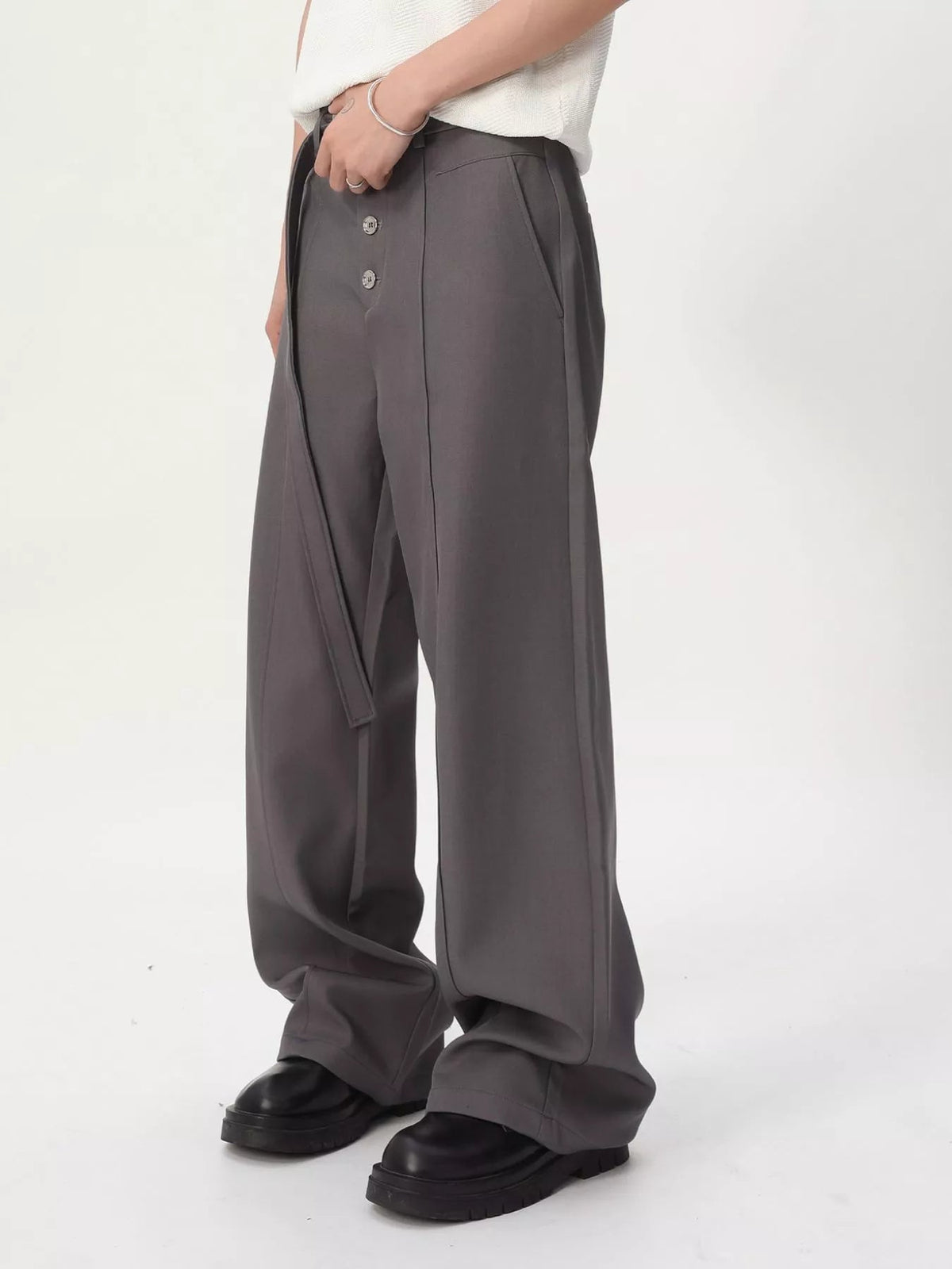 Pantalón de pernera ancha de cintura alta con cinturón para hombre - Artículos HE