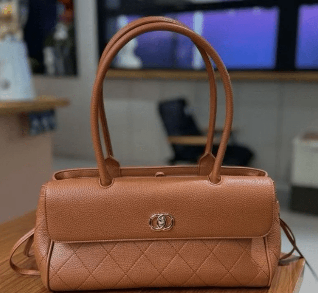 Quilted Chain Bag - Artículos HE