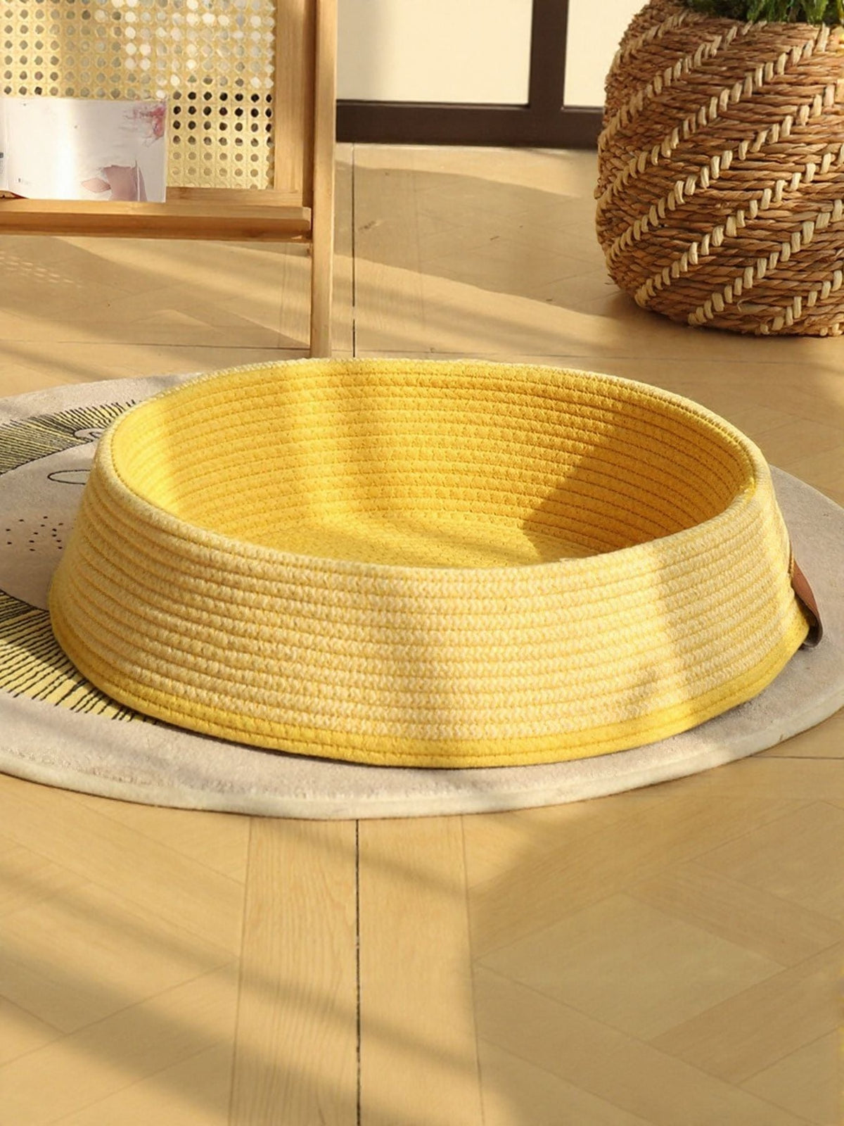 Woven Rattan Pet Nest - Artículos HE